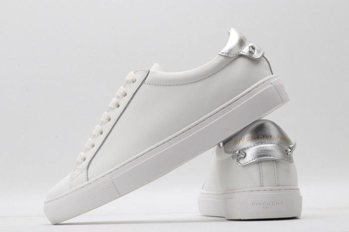 Givench LOW-TOP SNEAKER