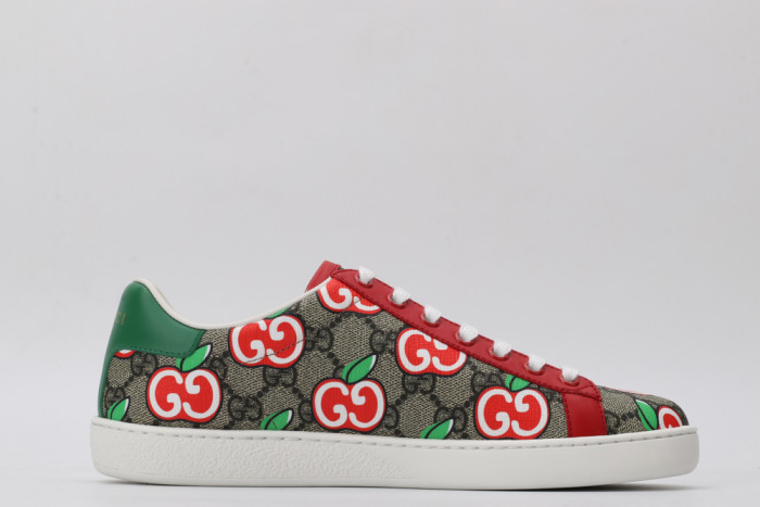 G*u*i low-top sneaker