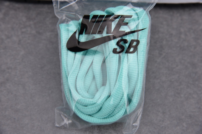 nike dunk sb low Di*m*nd supply co. "tiffany" 304292-402